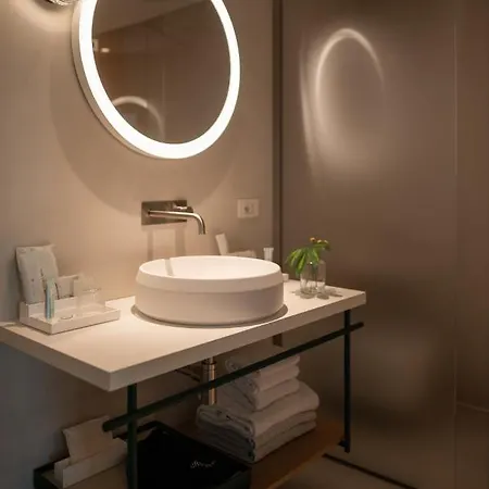 Ξενοδοχείο Laguna Faro - Adults Only 4*