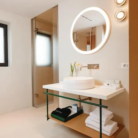 Ξενοδοχείο Laguna Faro - Adults Only 4*