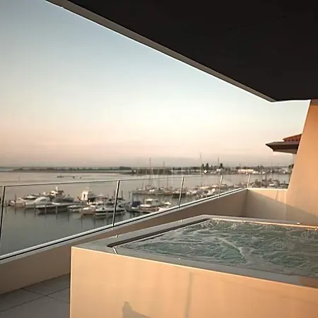 Ξενοδοχείο Laguna Faro - Adults Only 4*
